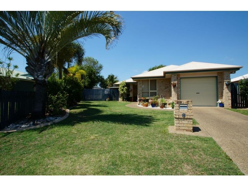 8 St Mary’s, Kepnock QLD 4670