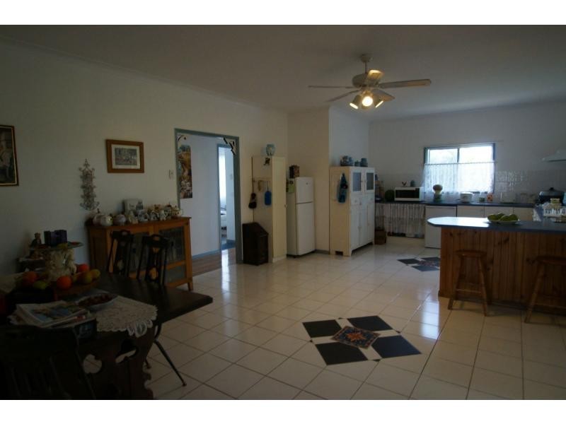 32 Donald, Bundaberg North QLD 4670