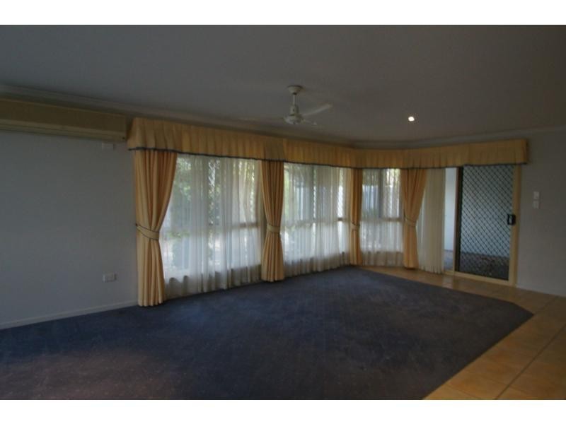 13 Grimstead Street, Bundaberg West QLD 4670