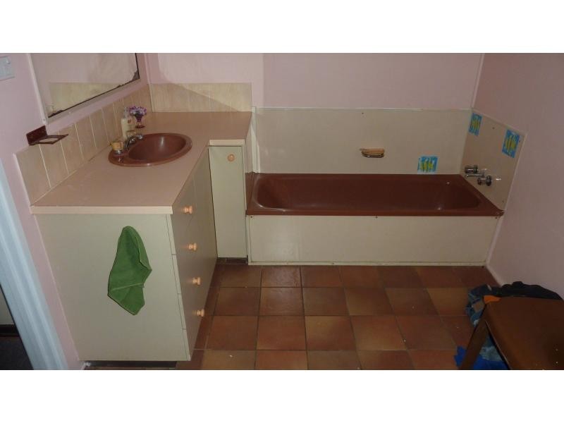 Alloway QLD 4670