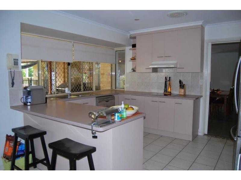 6 Cocas Dve, Avoca QLD 4670