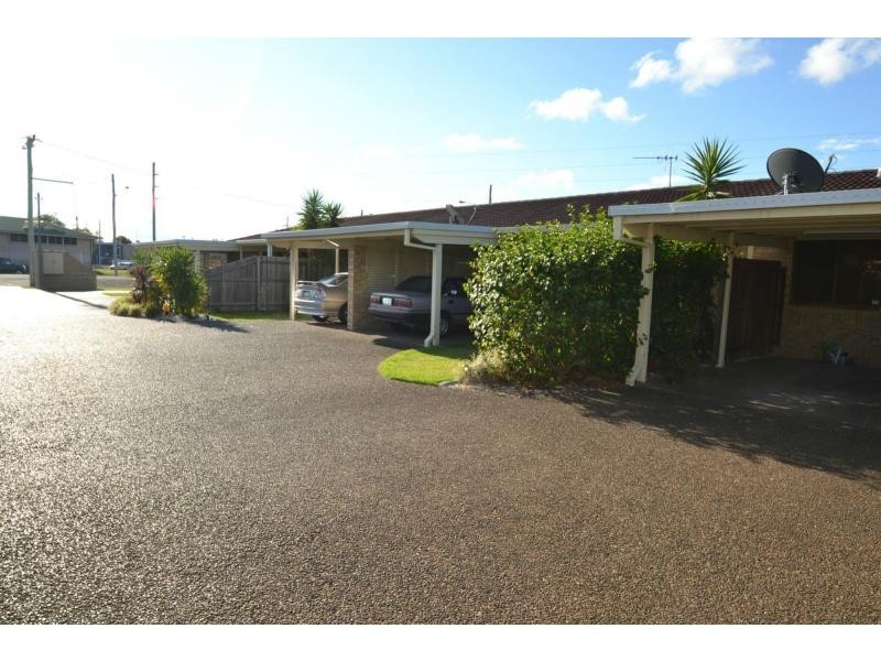 Unit 3/2 Adams Street, Bundaberg West QLD 4670