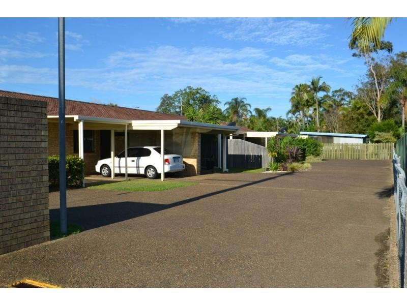 Unit 3/2 Adams Street, Bundaberg West QLD 4670