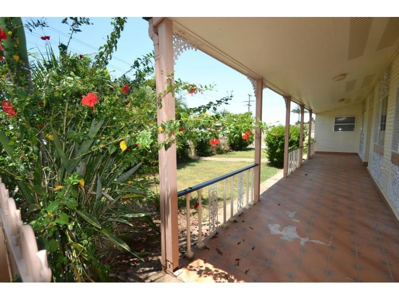 1 Pizzey Street, Kepnock QLD 4670
