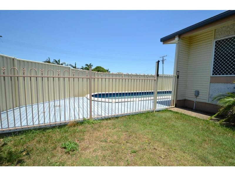 1 Pizzey Street, Kepnock QLD 4670