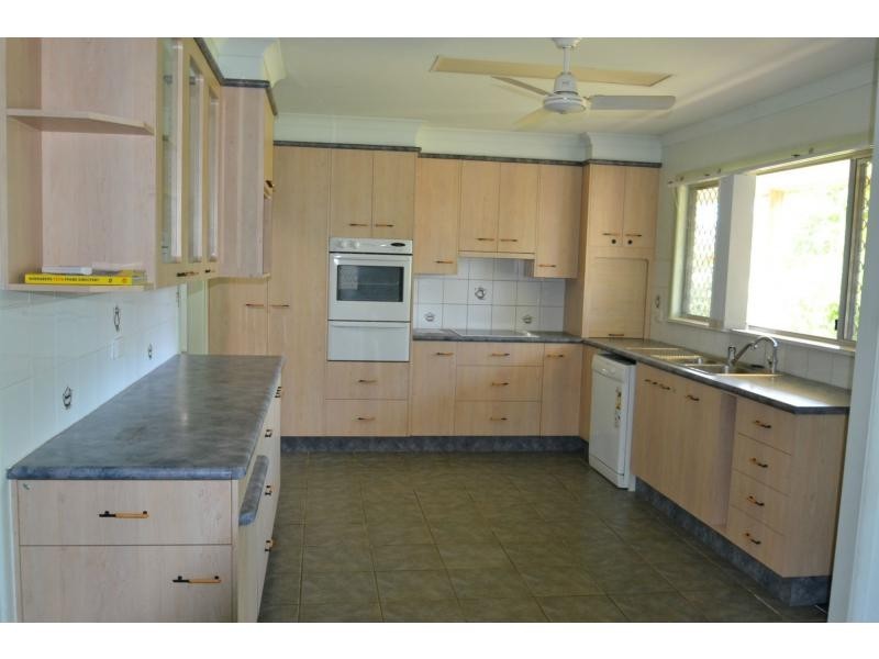 1 Pizzey Street, Kepnock QLD 4670