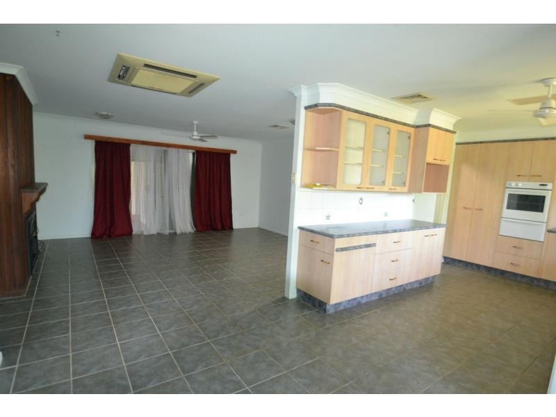 1 Pizzey Street, Kepnock QLD 4670