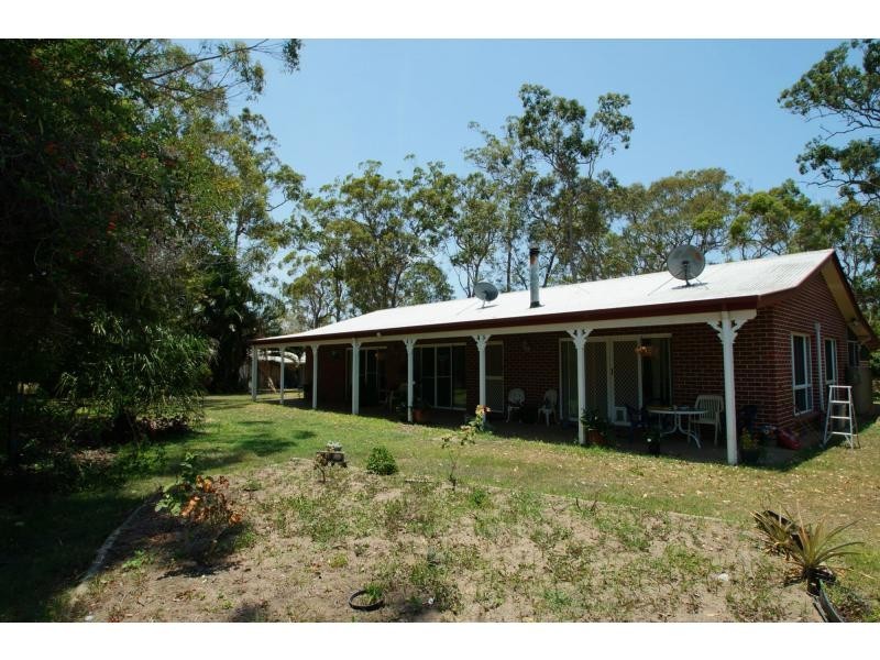 Moore Park Beach QLD 4670