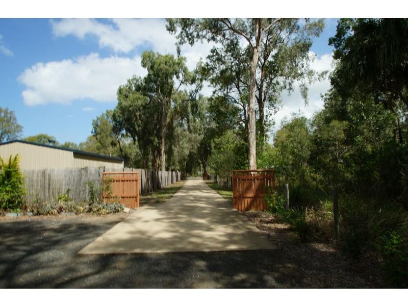 Moore Park Beach QLD 4670