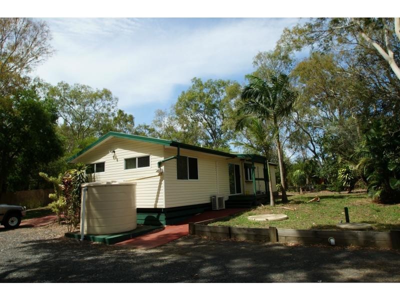 Moore Park Beach QLD 4670