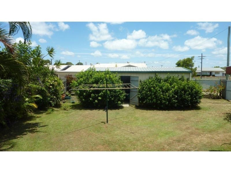 39 Svensson Street, Svensson Heights QLD 4670