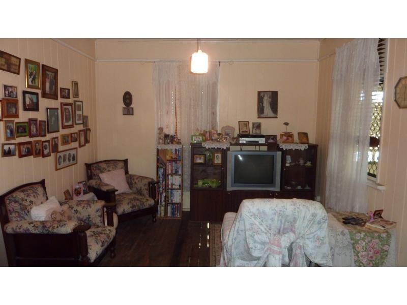 39 Svensson Street, Svensson Heights QLD 4670