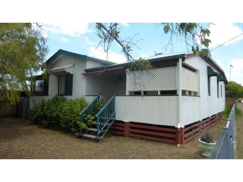 39 Svensson Street, Svensson Heights QLD 4670