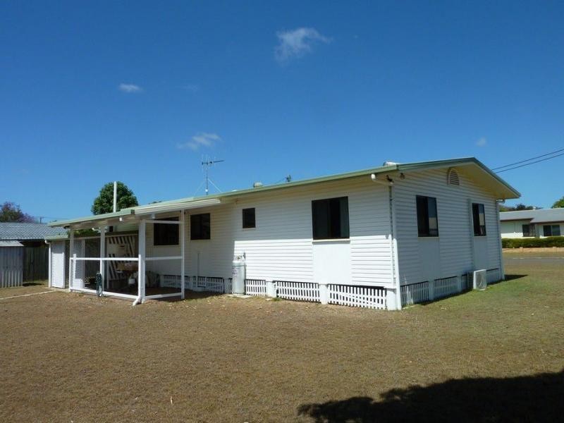 18 Farthing, Kepnock QLD 4670