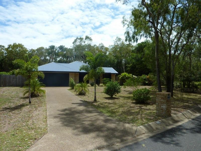 Moore Park Beach QLD 4670