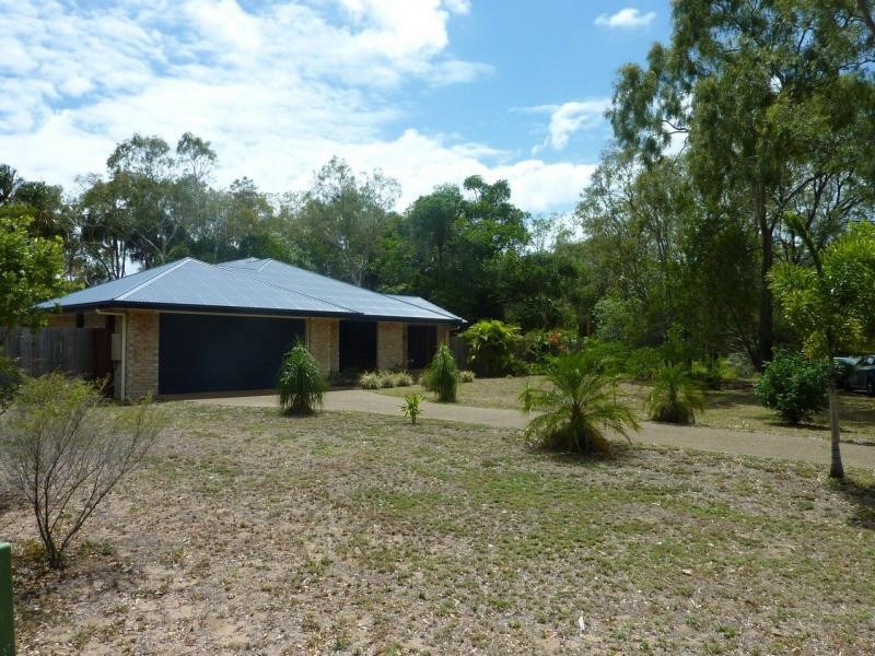 Moore Park Beach QLD 4670