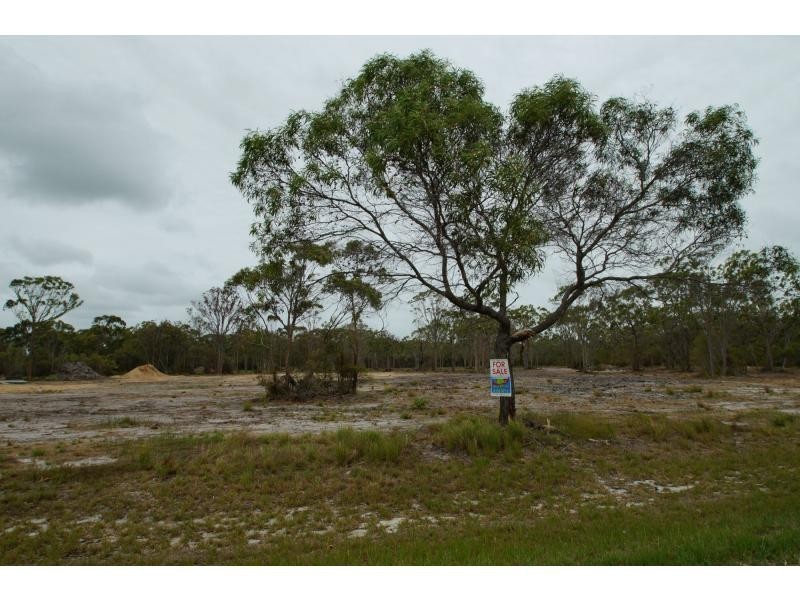 Moore Park Beach QLD 4670