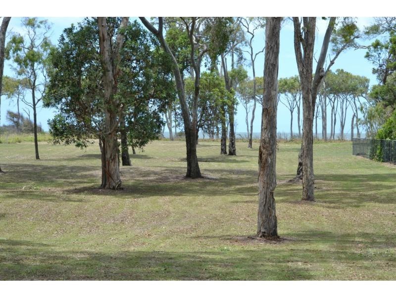 Moore Park Beach QLD 4670