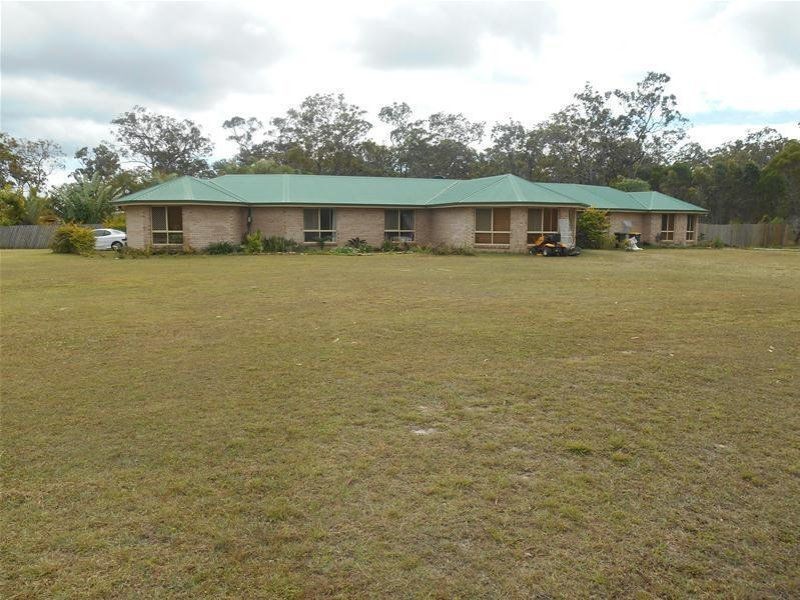 Moore Park Beach QLD 4670