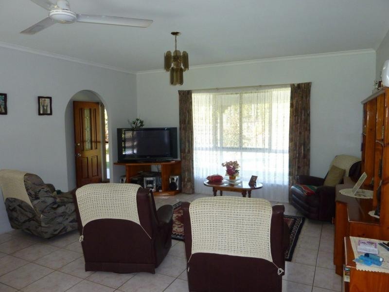 1 Grahams Road, Sharon QLD 4670