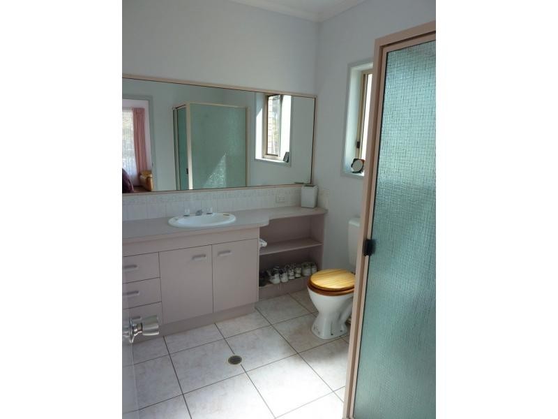 1 Grahams Road, Sharon QLD 4670