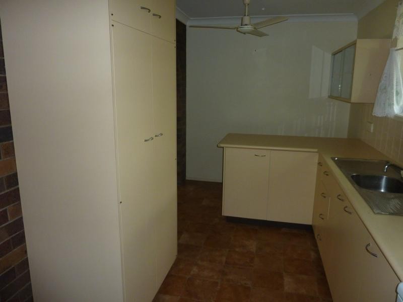 Avenell Heights QLD 4670