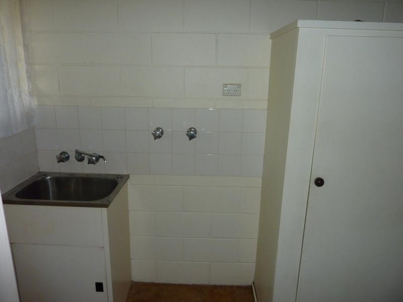 Avenell Heights QLD 4670