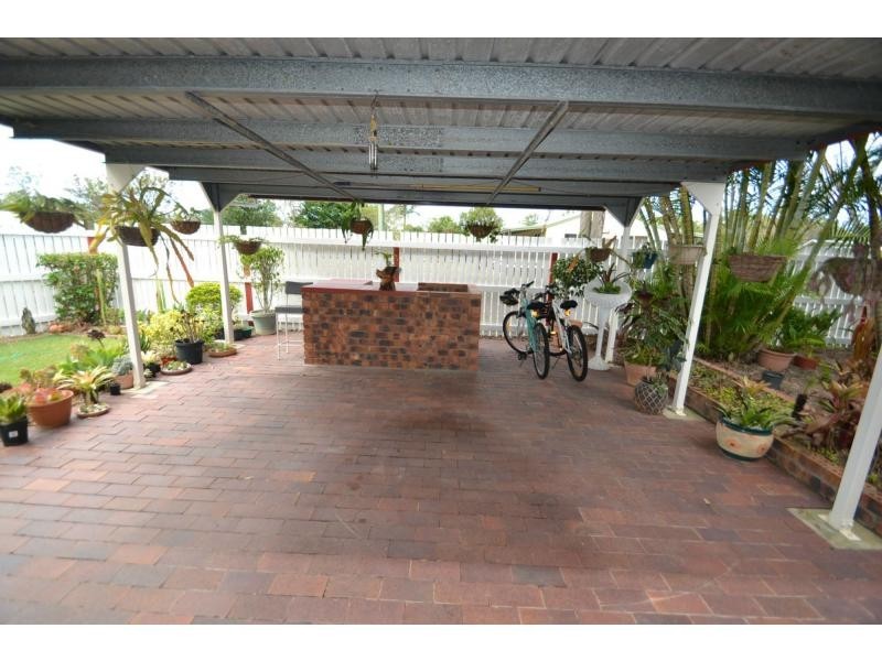 4 Aquamarine Road, Branyan QLD 4670