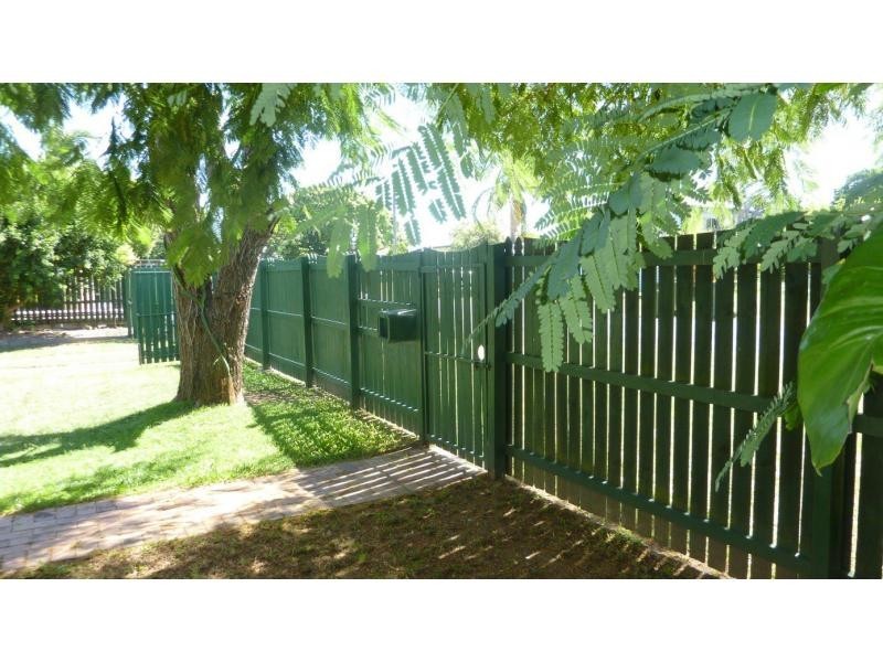 8 Cameron Street, Bundaberg North QLD 4670