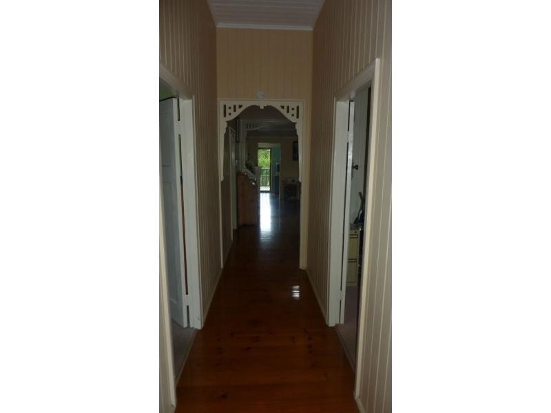 8 Cameron Street, Bundaberg North QLD 4670