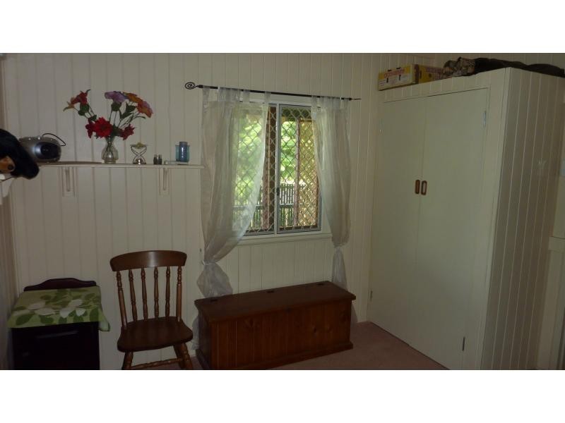 8 Cameron Street, Bundaberg North QLD 4670