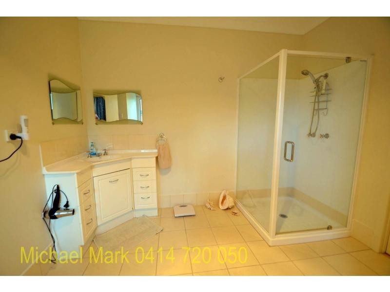 26 Chris Lyn Avenue, North Gregory QLD 4660