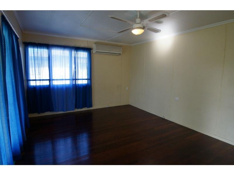 Avenell Heights QLD 4670