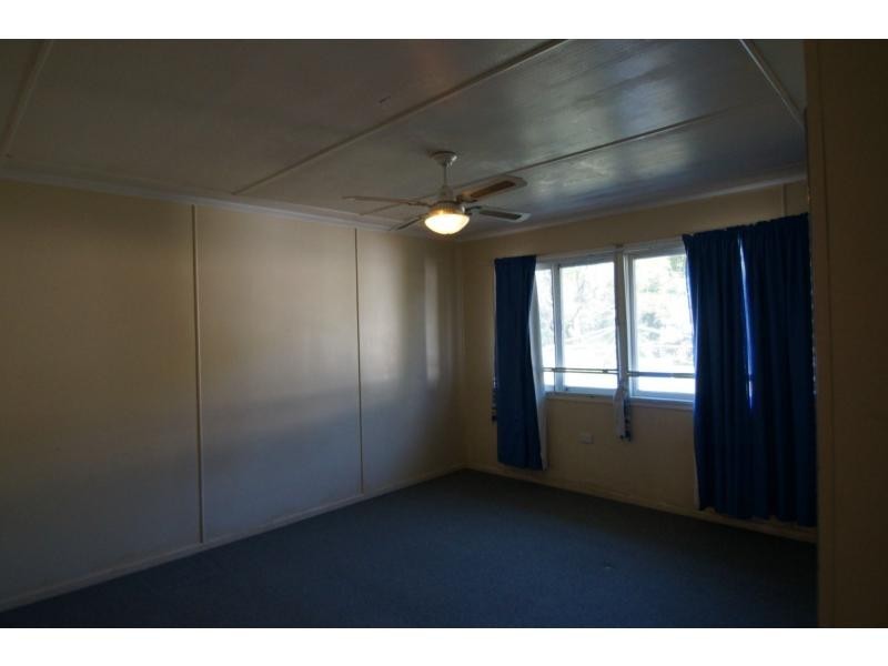 Avenell Heights QLD 4670