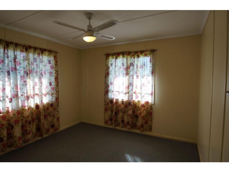 Avenell Heights QLD 4670