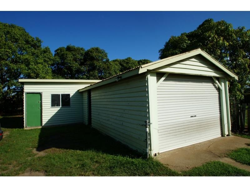 Avenell Heights QLD 4670