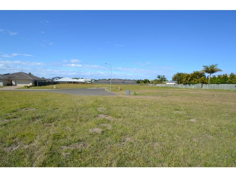 8 Evas Way, BARGARA, Bargara QLD 4670
