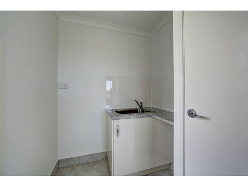 Avenell Heights QLD 4670