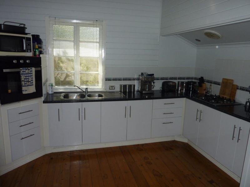 Wallaville QLD 4671