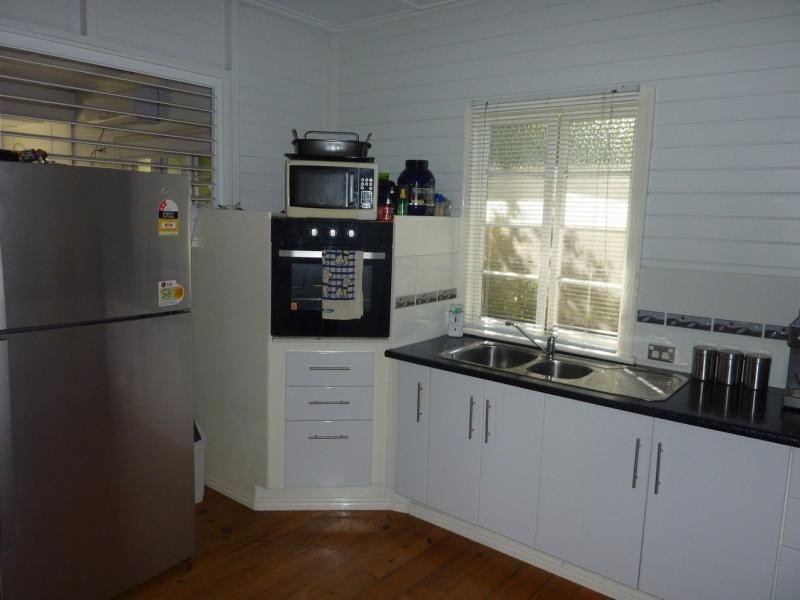 Wallaville QLD 4671