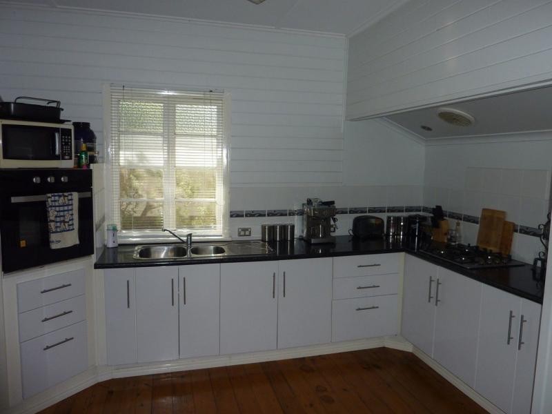Wallaville QLD 4671
