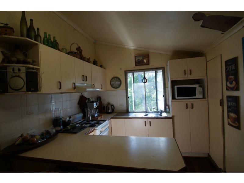 Moore Park Beach QLD 4670