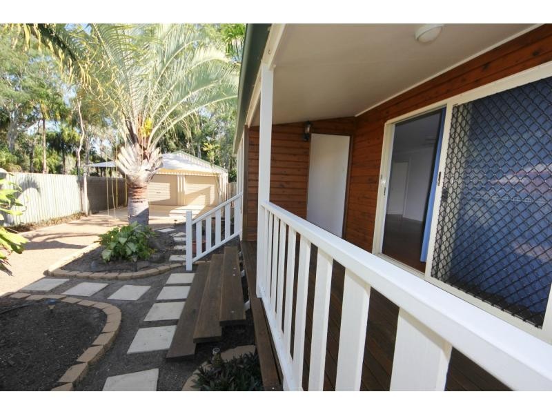 Moore Park Beach QLD 4670