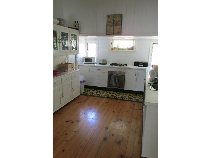 2 Coomber Street, Svensson Heights QLD 4670