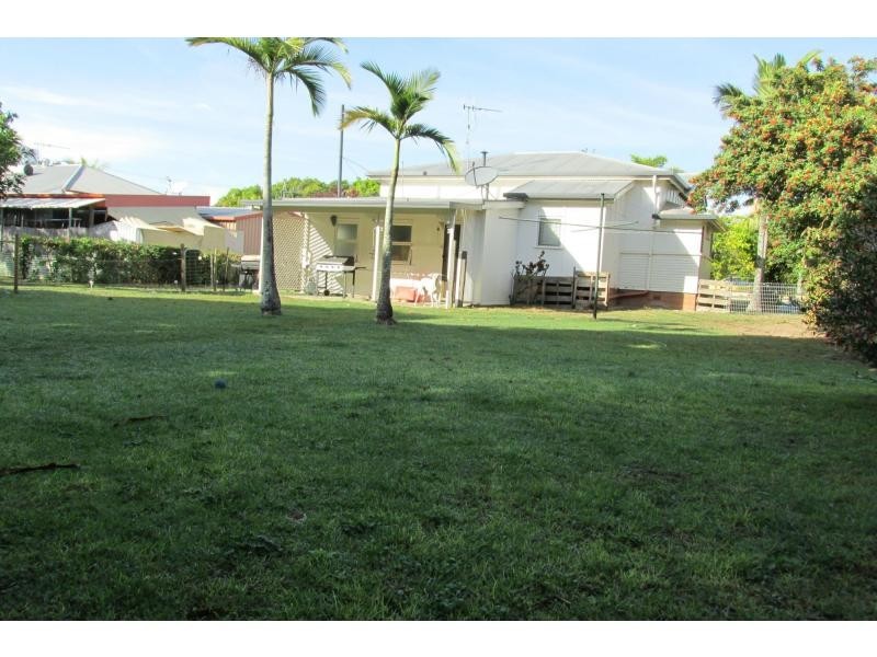 2 Coomber Street, Svensson Heights QLD 4670