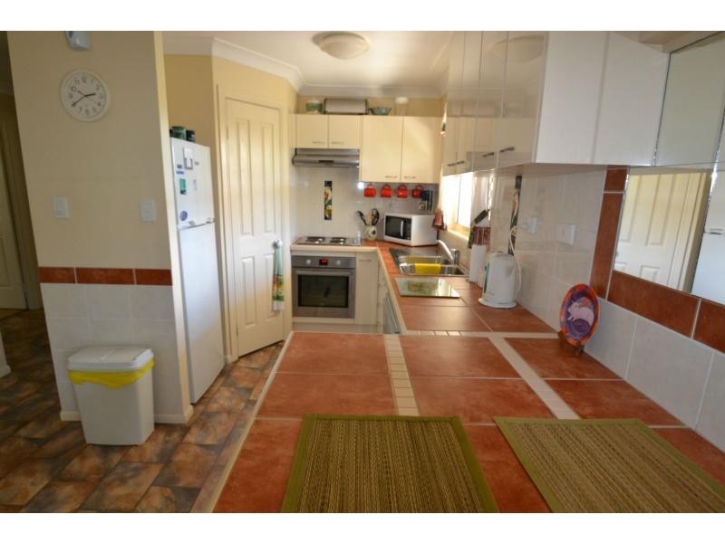 89 Pharlap Parade, Branyan QLD 4670