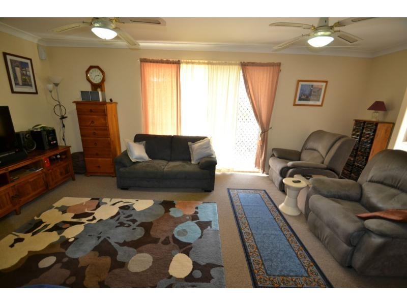 89 Pharlap Parade, Branyan QLD 4670