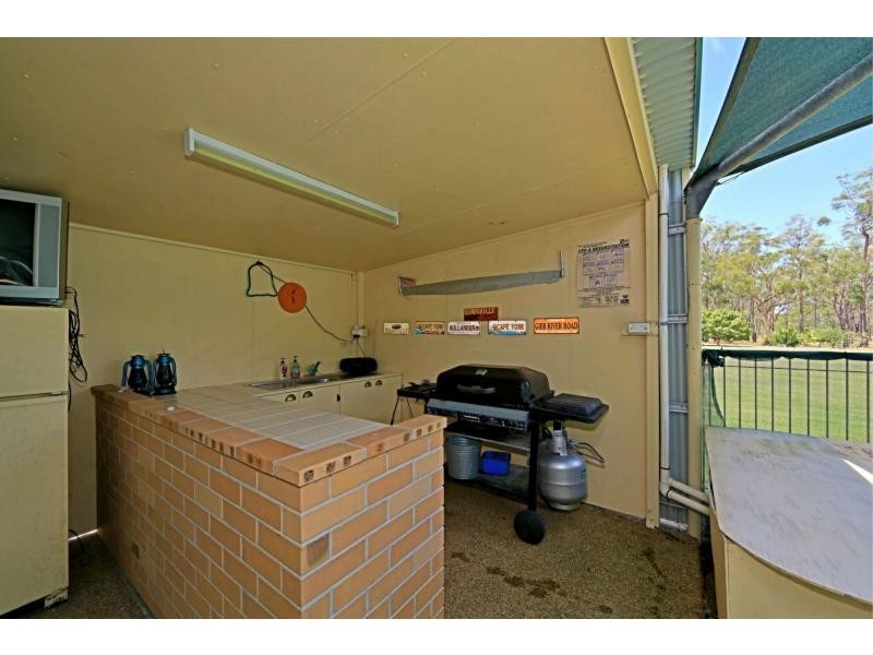 Moore Park Beach QLD 4670