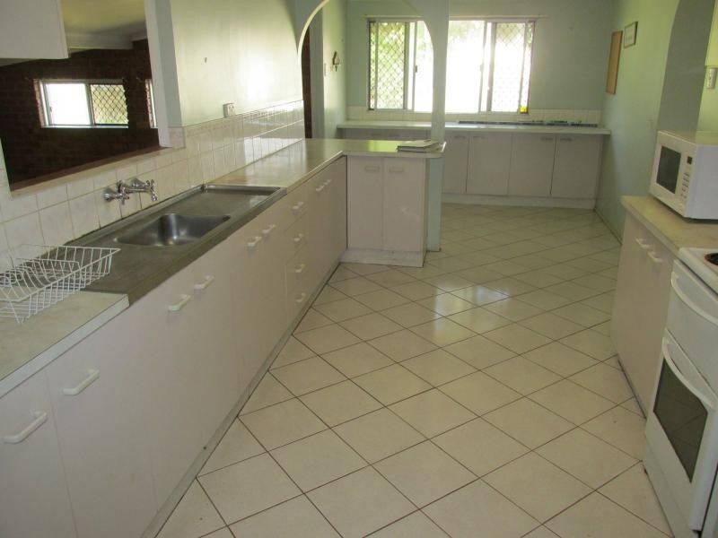 Thabeban QLD 4670