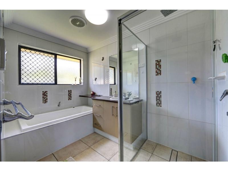 5 Greg Tobin Court, Avondale QLD 4670